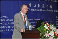 為中國農業科技國際合作會議提供同聲傳譯工作